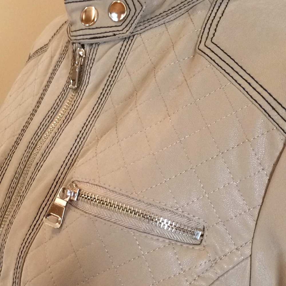 Suede jacket - Picture 5 of 8